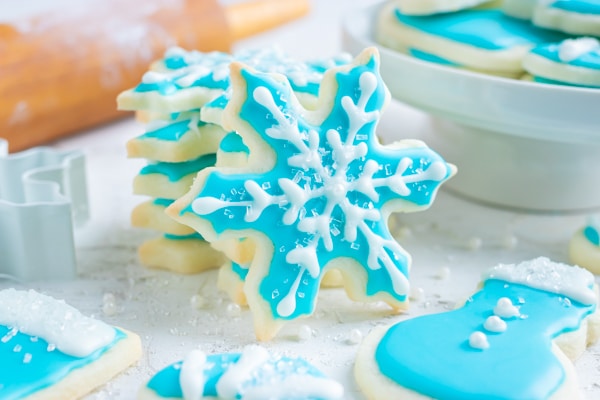 Cut Out Sugar Cookies That Don T Spread Evolving Table