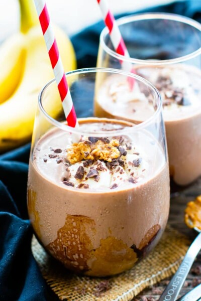 Protein-Packed Chocolate Peanut Butter Smoothie with Bananas