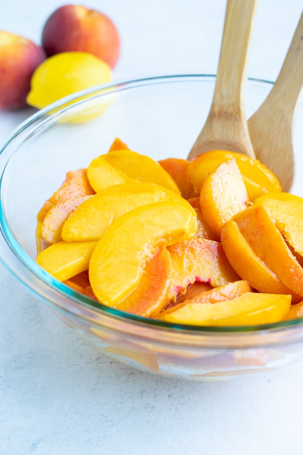 How To Freeze Peaches Whole Or Sliced Evolving Table