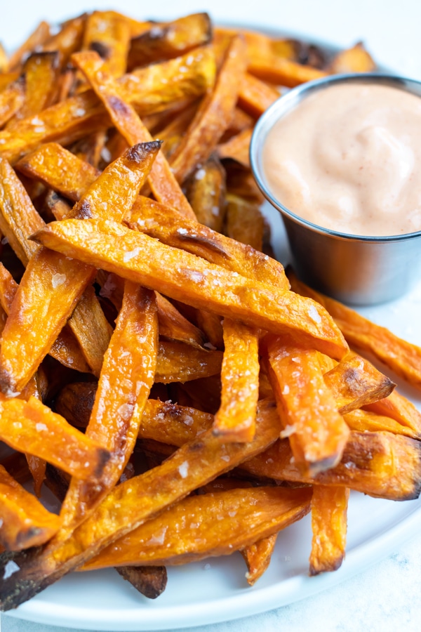 Crispy Baked Sweet Potato Fries Recipe | Evolving Table