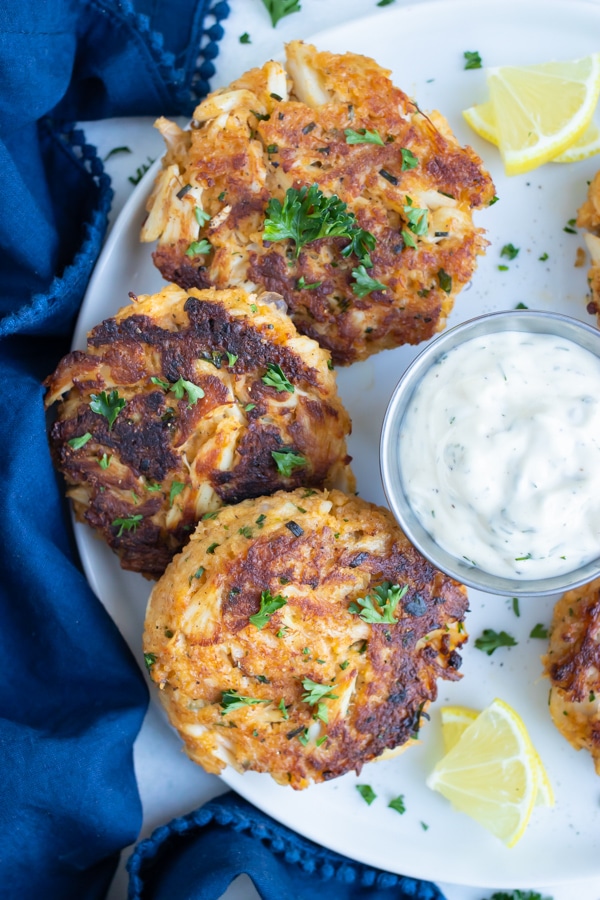 Easy Crab Cakes Recipe (Maryland-Style) - Evolving Table