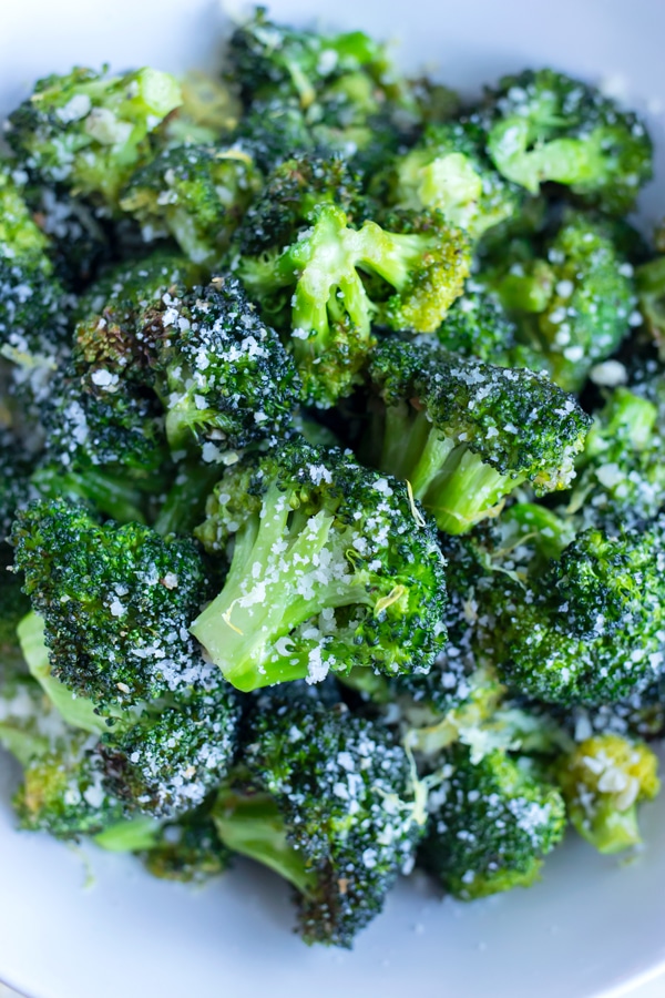 Crispy Air Fryer Broccoli Recipe (Ready in 10 Minutes!) - Evolving Table