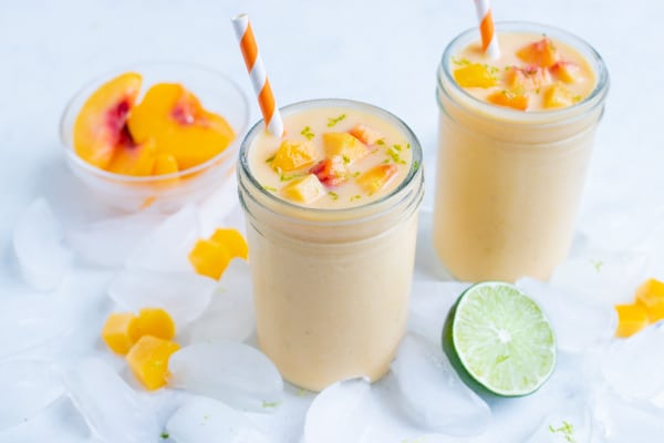 Peach Banana Smoothie Recipe - Evolving Table