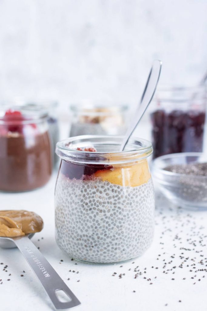 Chia Seed Pudding (4 Delicious Ways!) - Evolving Table