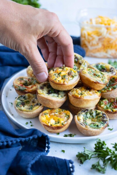 Mini Quiche Recipe (Any Flavor!) - Evolving Table