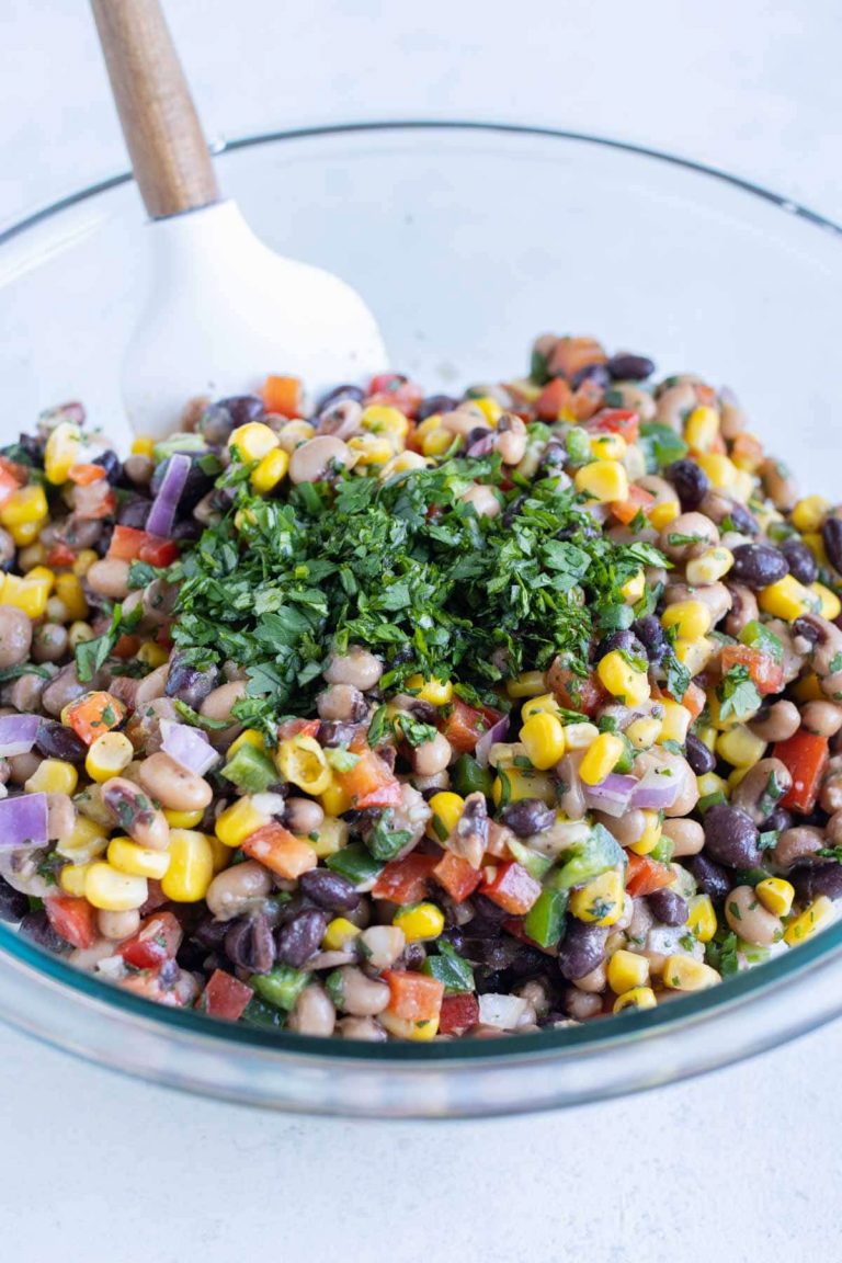 Texas Caviar Recipe (Cowboy Caviar) - Evolving Table