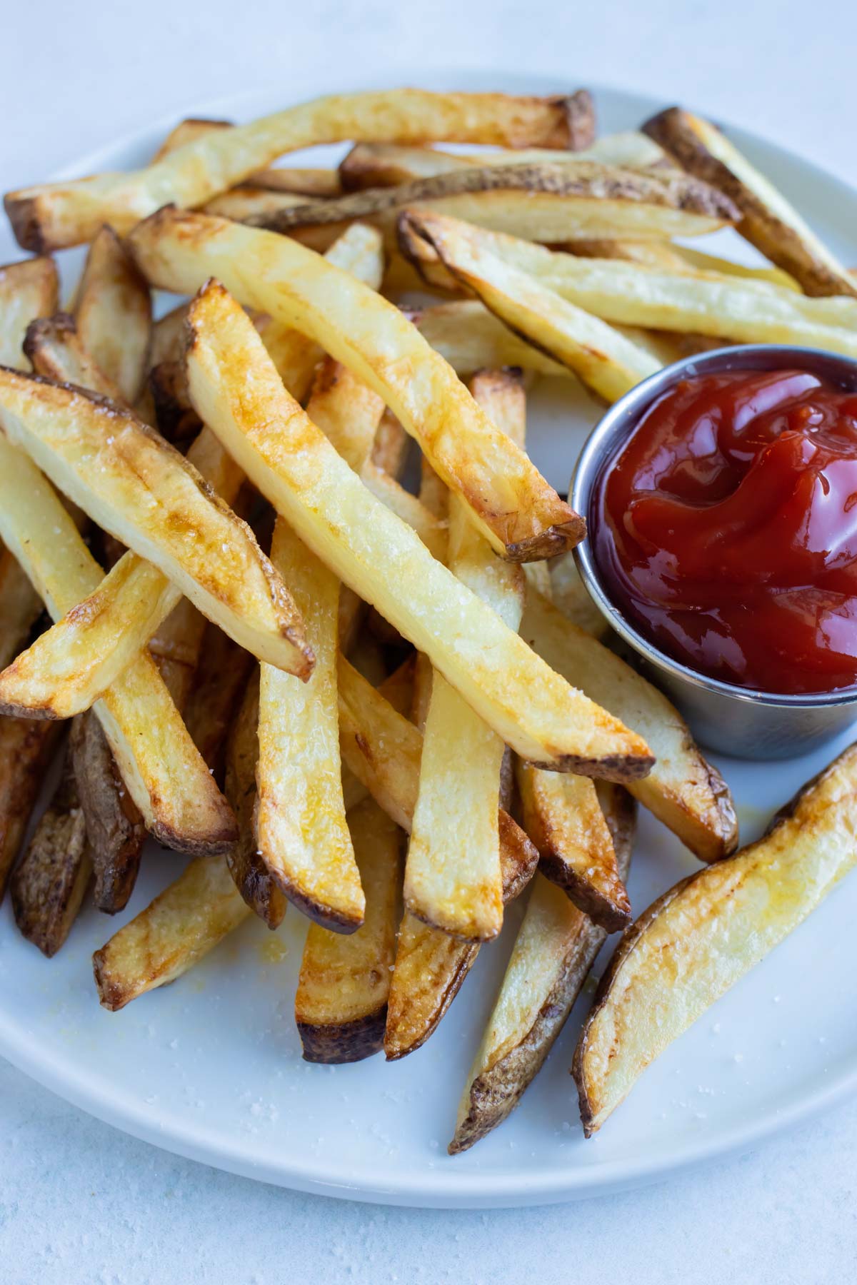 Easy Air Fryer French Fries (Ultra Crispy!) - Evolving Table