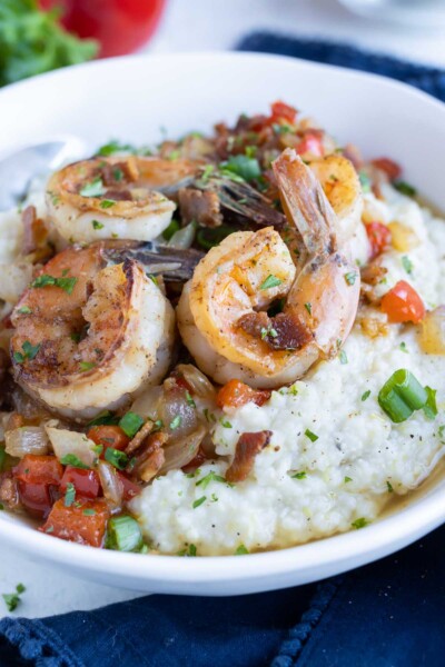 Cajun Shrimp and Grits Recipe - Evolving Table