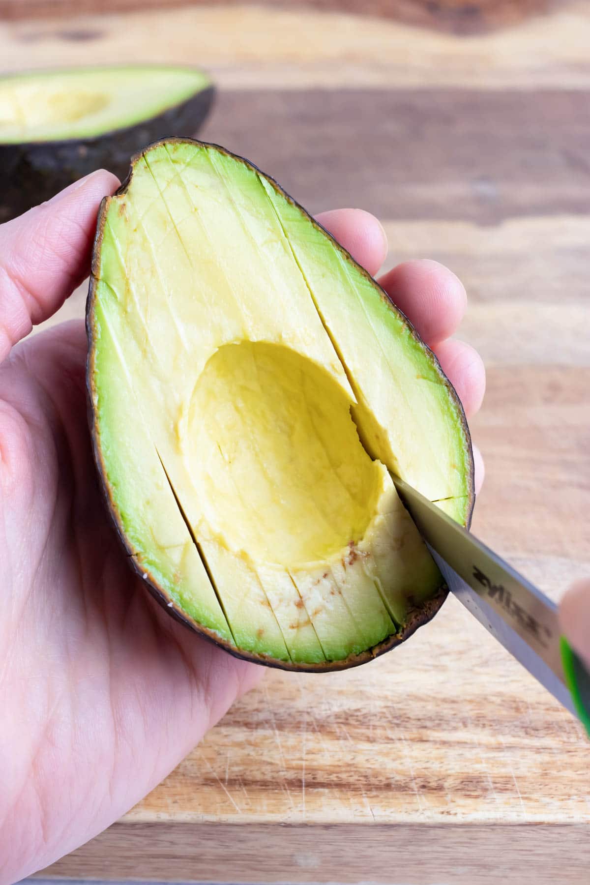 How to Cut an Avocado - I Heart Naptime