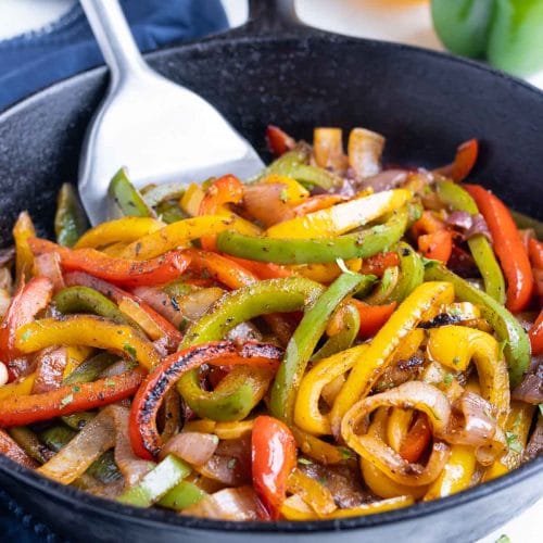 Fajita Veggies Recipe (Chipotle Copycat) - Evolving Table