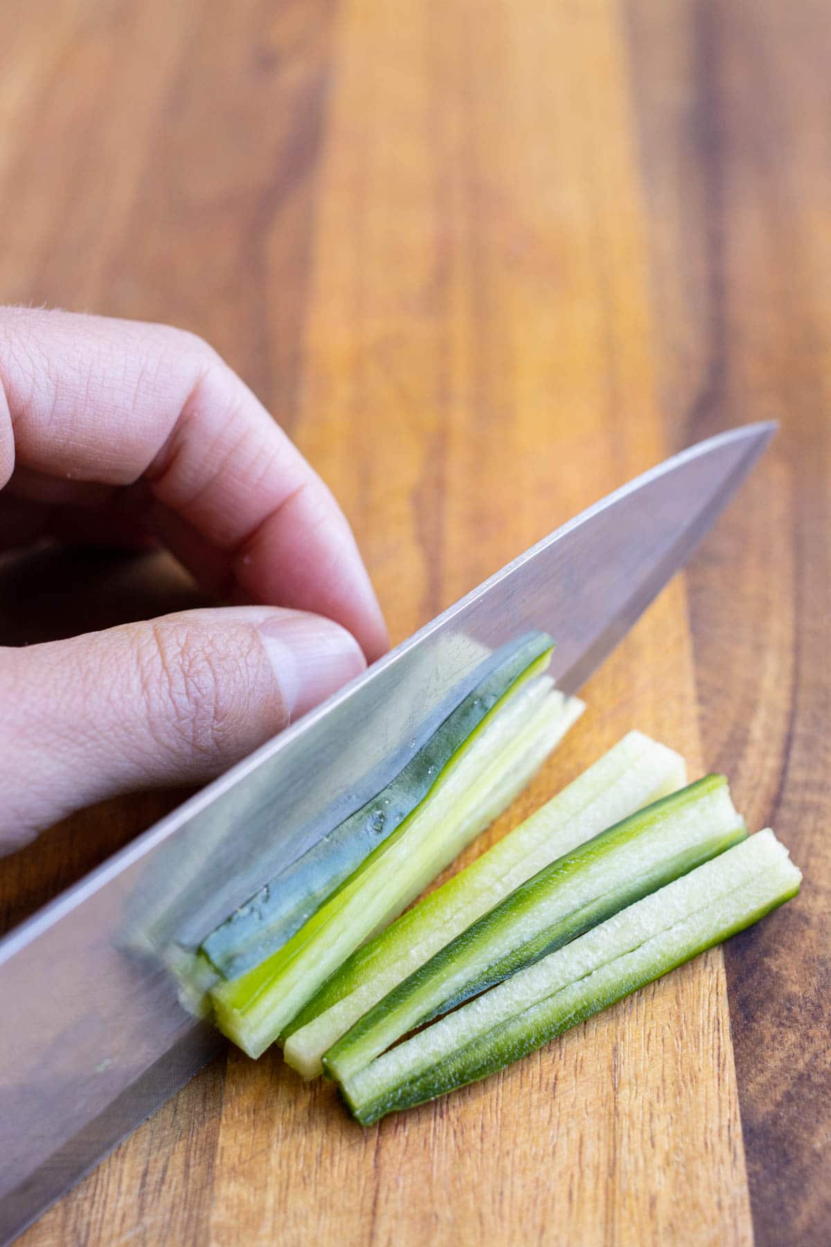 How to Cut Julienne Strips (2 Ways!) - Evolving Table