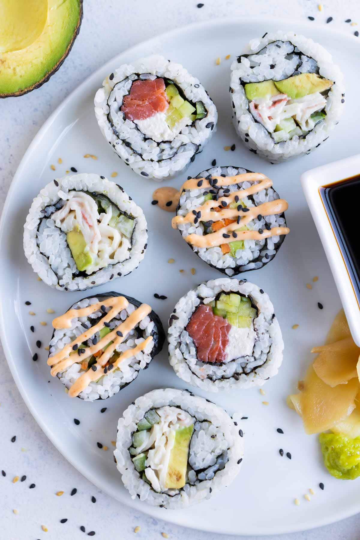 https://www.evolvingtable.com/wp-content/uploads/2022/04/How-to-Roll-Sushi-4.jpg