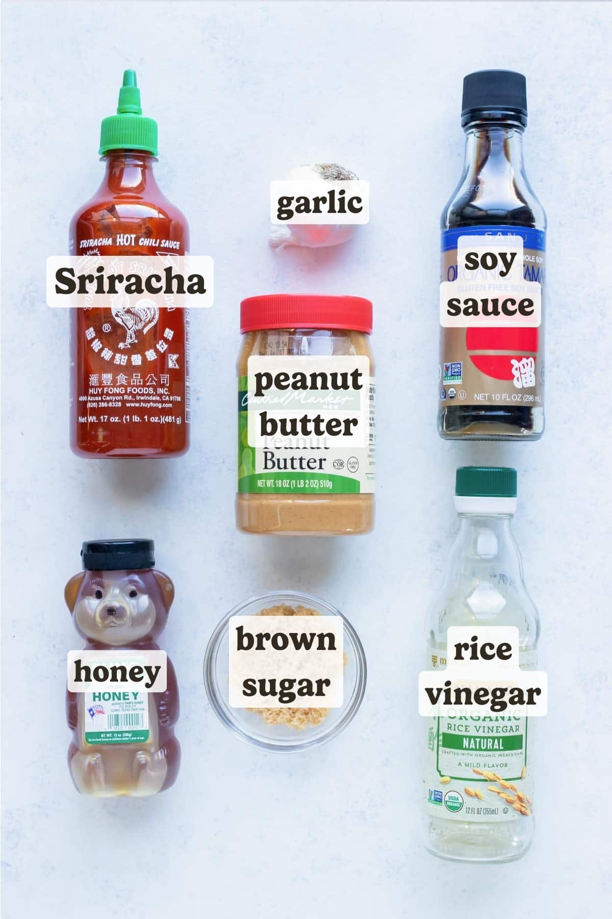 Sriracha, soy sauce, peanut butter, honey, rice vinegar, garlic, and sugar are the combinations in this sauce recipe.