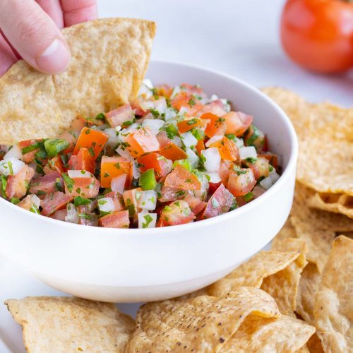 Homemade Pico de Gallo Recipe - Evolving Table