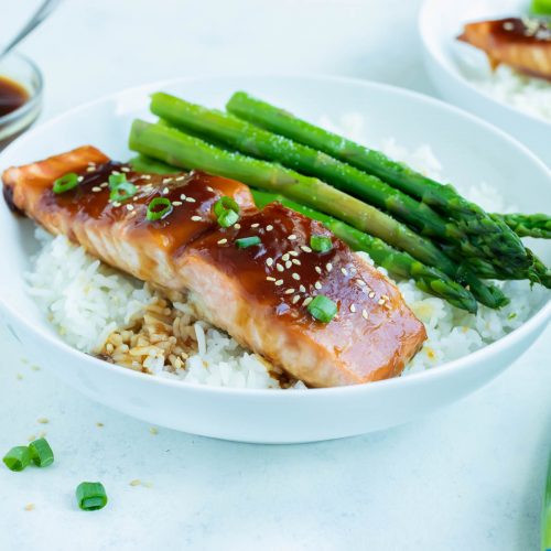 Teriyaki Glazed Salmon Recipe (Oven-Baked) - Evolving Table