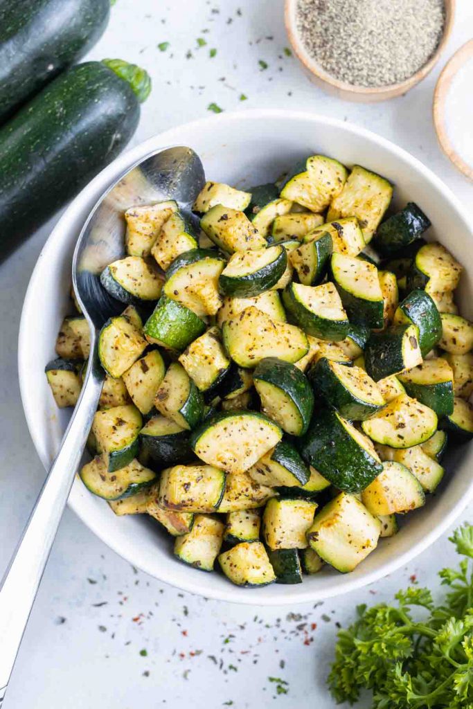 Air Fryer Zucchini Recipe - Evolving Table