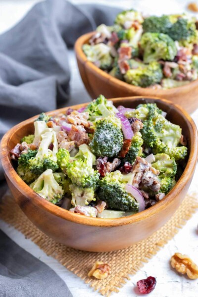 Best Broccoli Bacon Salad Recipe - Evolving Table