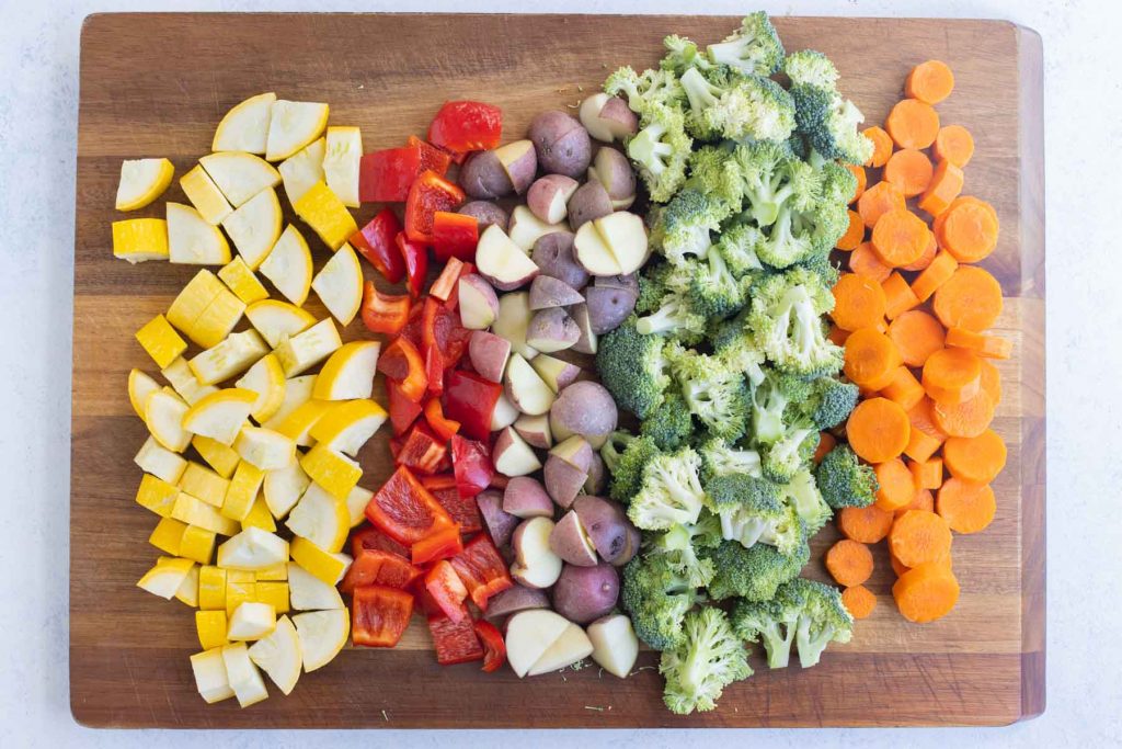 Sheet Pan Chicken and Veggies - Evolving Table