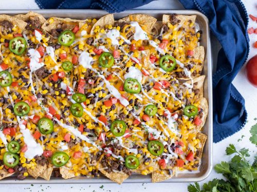 https://www.evolvingtable.com/wp-content/uploads/2022/07/Sheet-Pan-Nachos-14-500x375.jpg