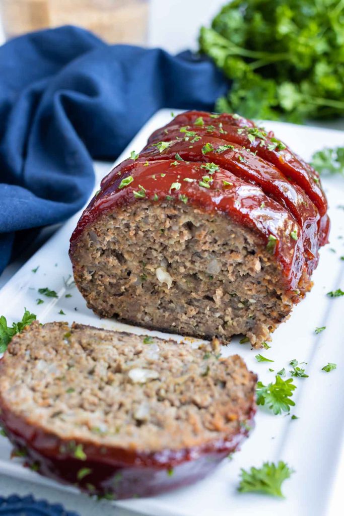 Air Fryer Meatloaf Recipe - Evolving Table