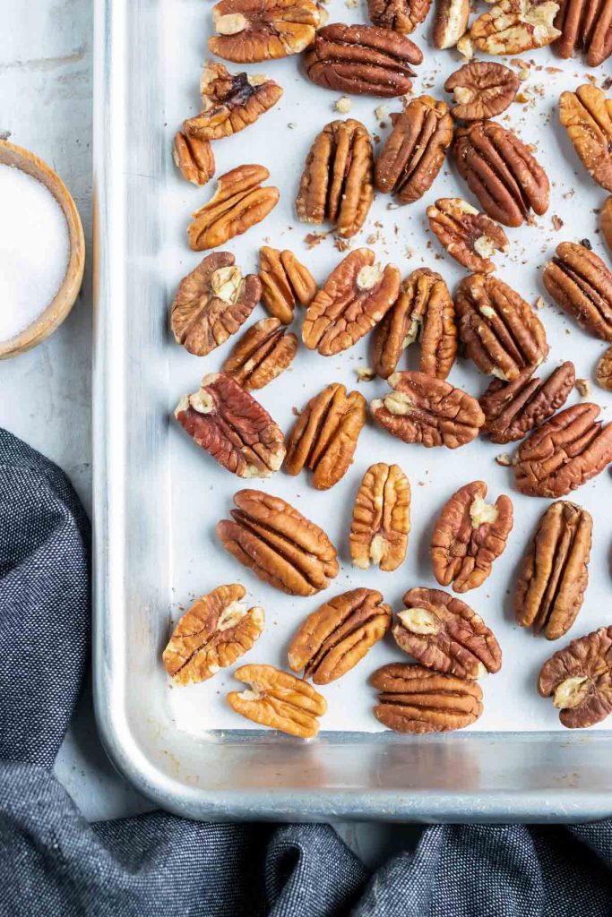 How To Toast Pecans Perfect Every Time Evolving Table 8605