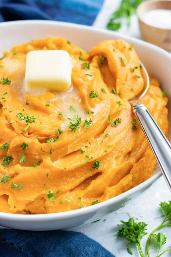 Best Mashed Sweet Potatoes Recipe - Evolving Table