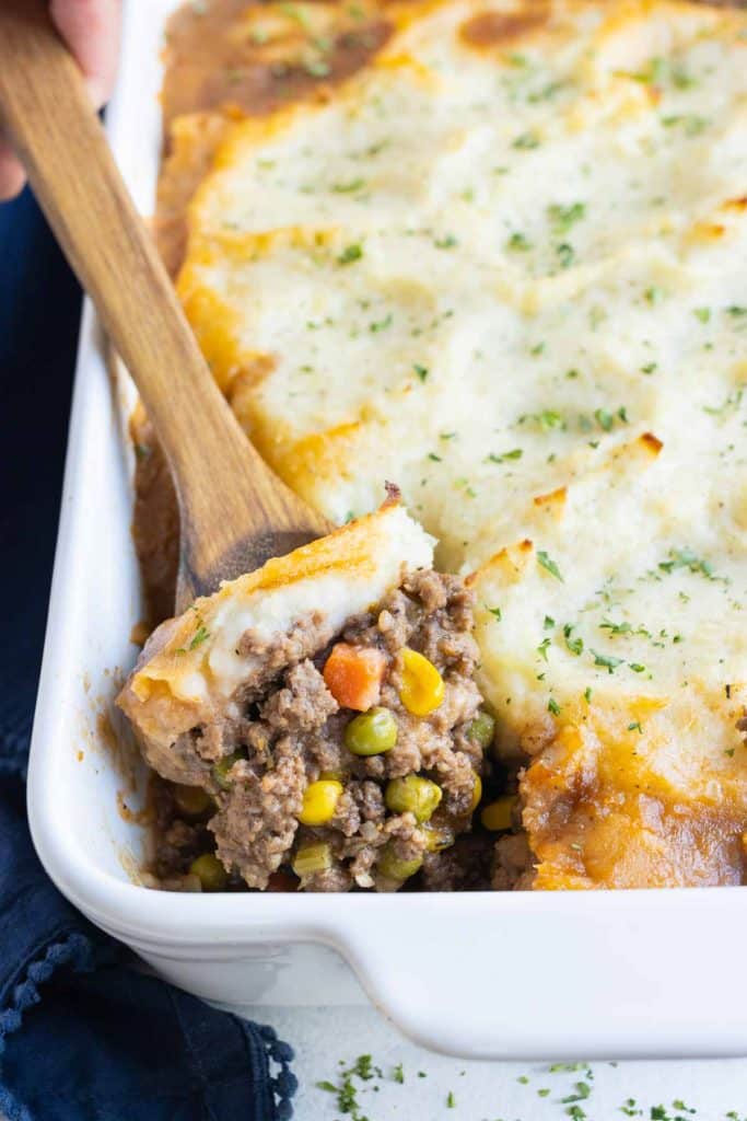 Traditional Shepherd's Pie Recipe - Evolving Table