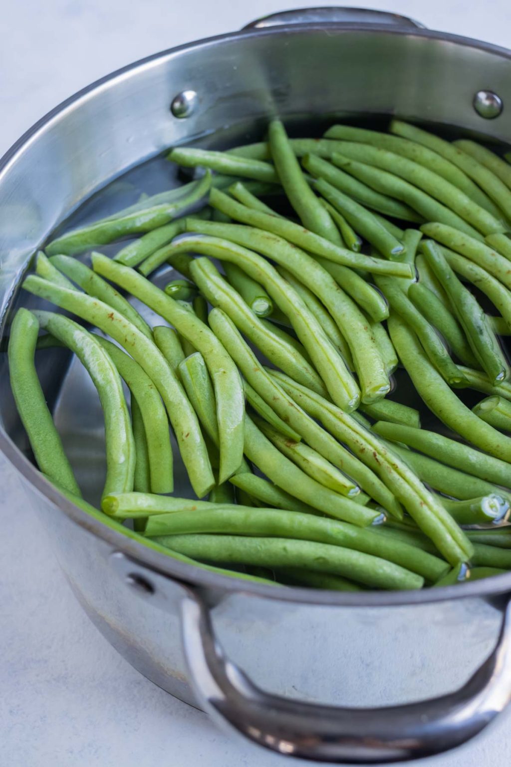 How Long to Boil Green Beans - Evolving Table