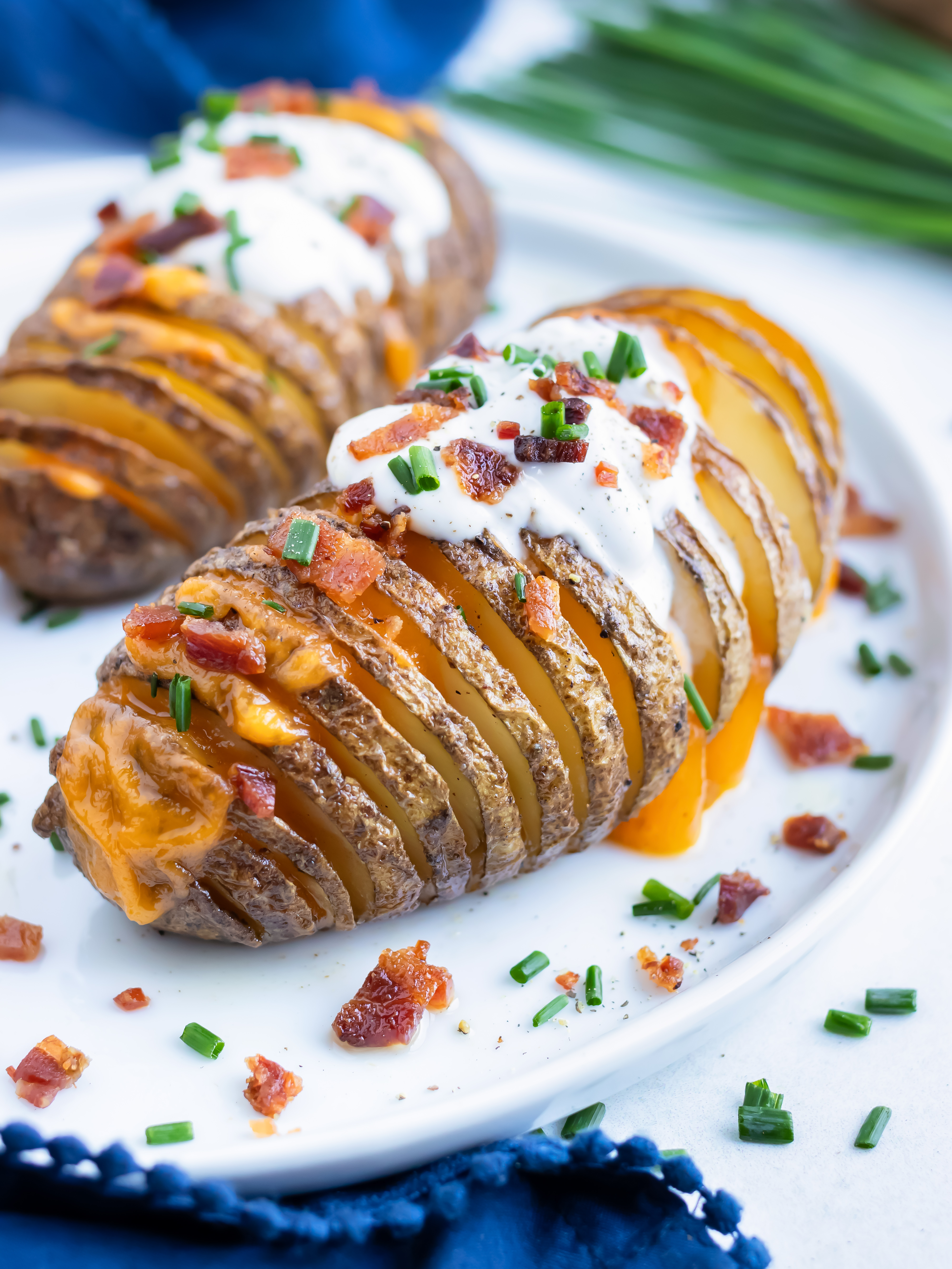 The Best Easy Cheesy Loaded Hasselback Potatoes — The Mom 100