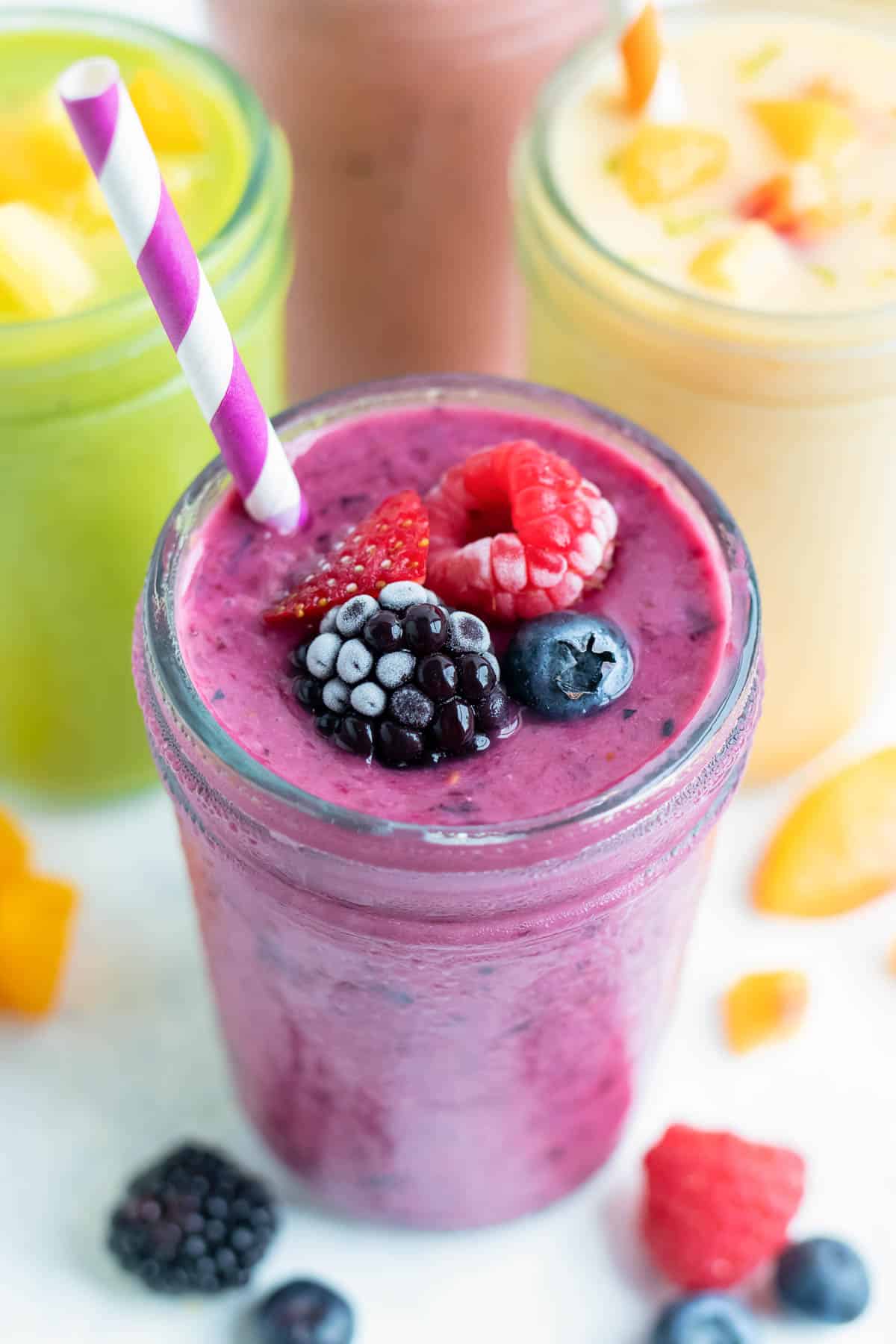 how do you make smoothies with fresh fruit