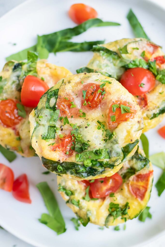 Healthy Spinach Egg Muffins - Evolving Table