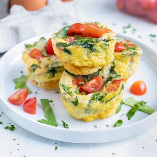 Healthy Spinach Egg Muffins - Evolving Table