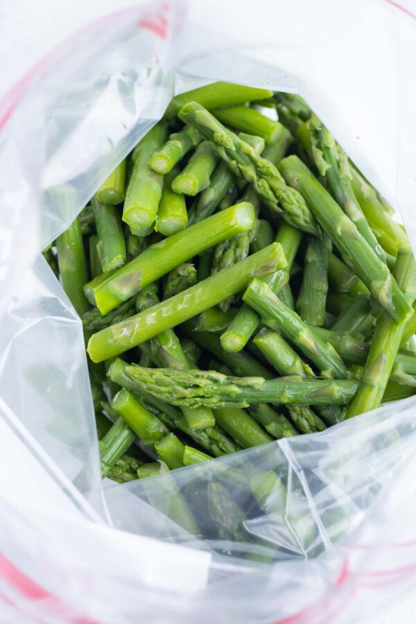 Can You Freeze Asparagus? Yes, Here's How! - Evolving Table