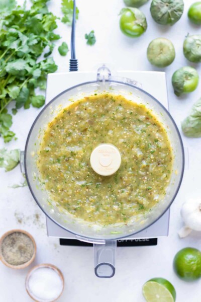 Best Tomatillo Salsa Verde Recipe - Evolving Table