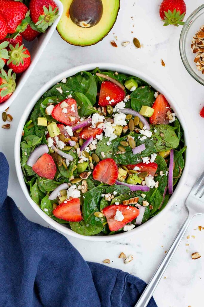 Strawberry Spinach Salad - Evolving Table