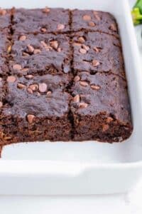 Zucchini Brownies With Chocolate Chips - Evolving Table