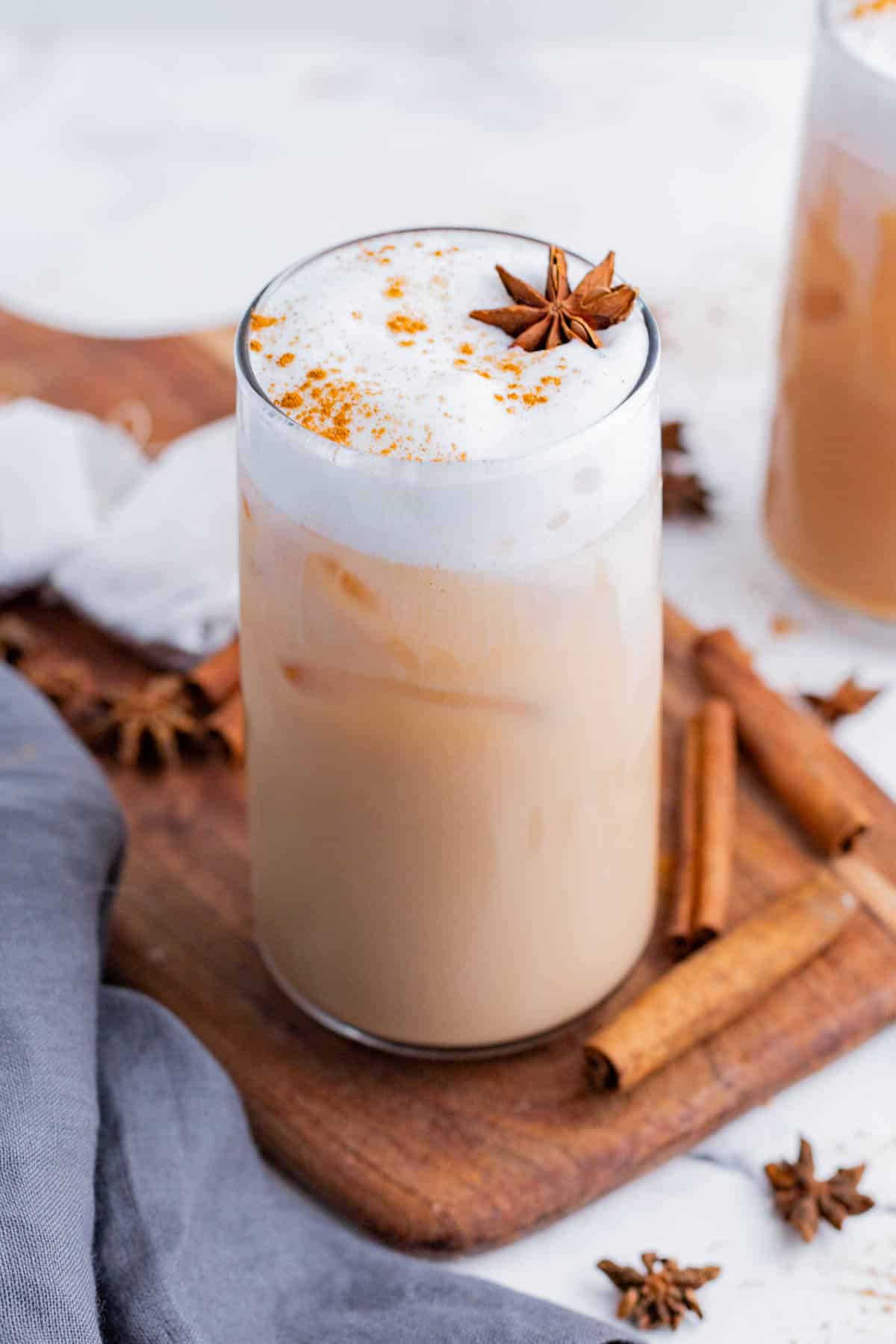 Iced Chai Tea Latte Recipe - Evolving Table