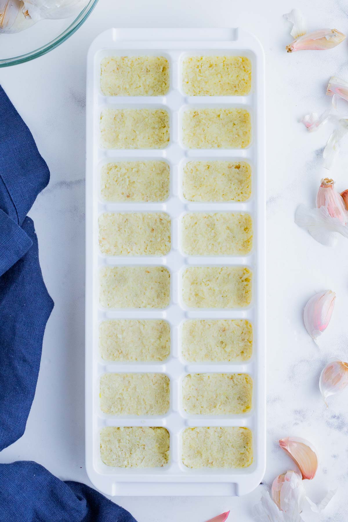 Garlic freezer tray