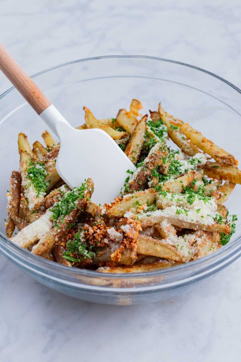 Easy Garlic Parmesan Fries Recipe - Evolving Table