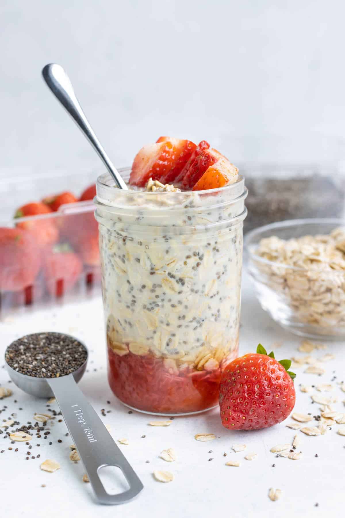 25+ Easy Overnight Oats Recipes - Evolving Table