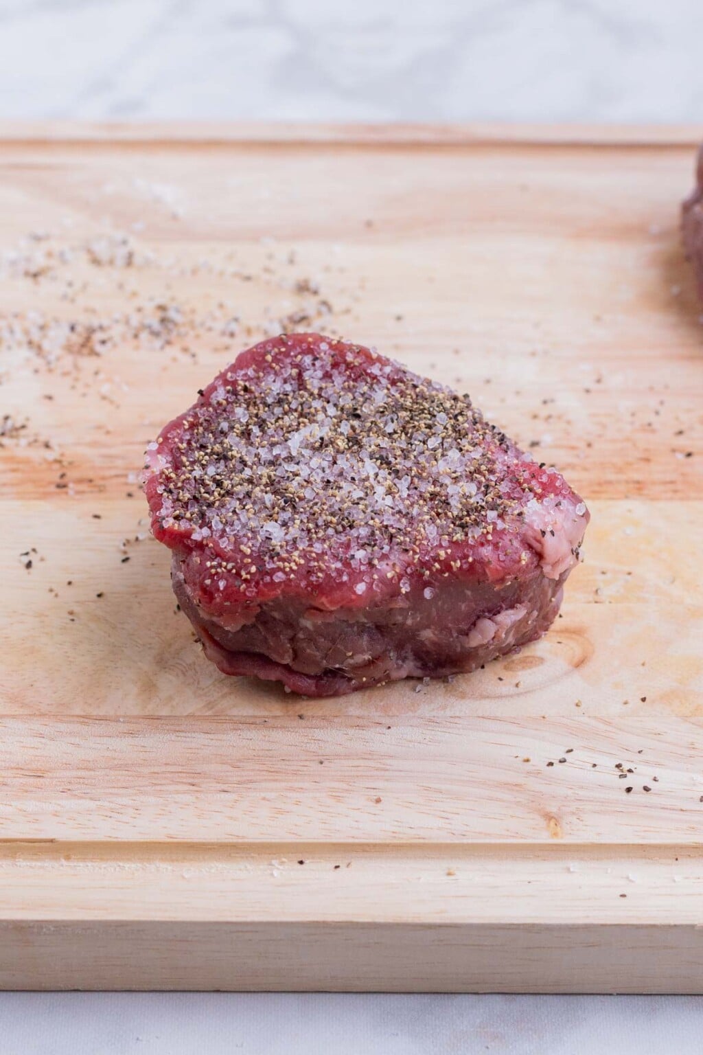 How to Cook Filet Mignon in Oven - Evolving Table