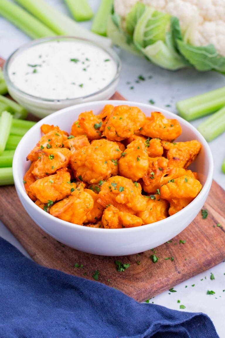 Easy Buffalo Cauliflower Bites Recipe - Evolving Table