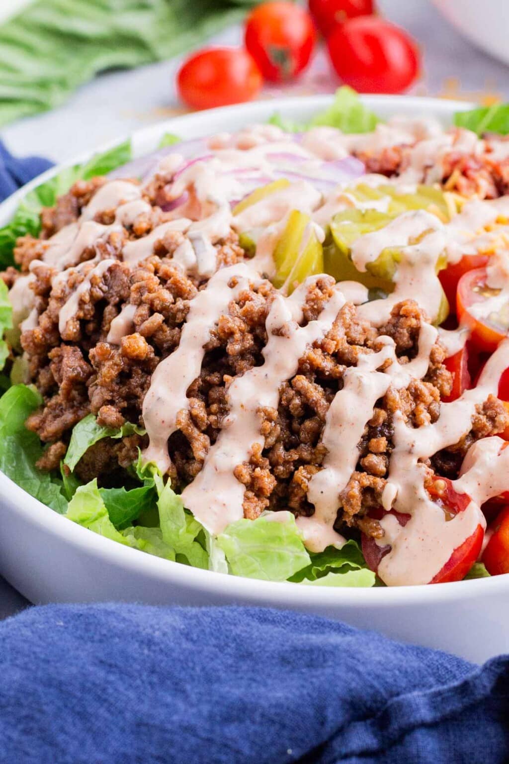 Burger Bowls with Secret Sauce - Evolving Table