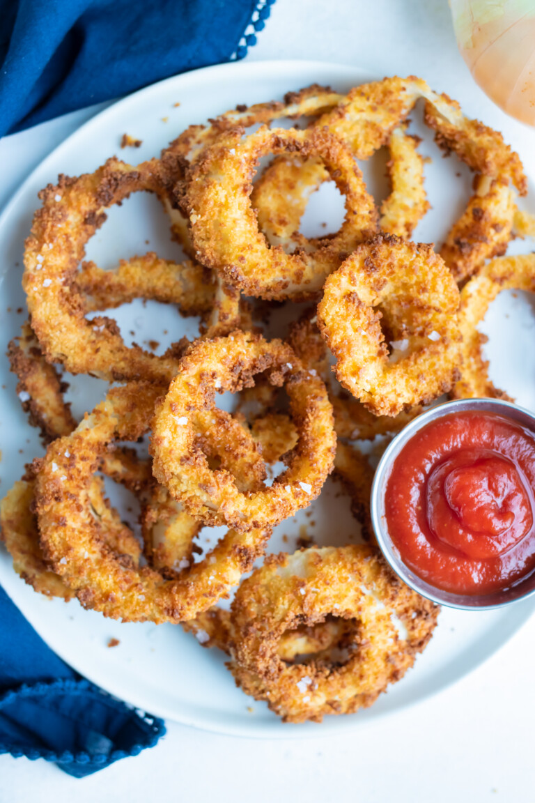 Crispy Air Fryer Onion Rings Recipe - Evolving Table