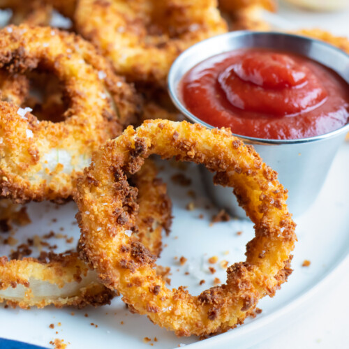 Crispy Air Fryer Onion Rings Recipe - Evolving Table